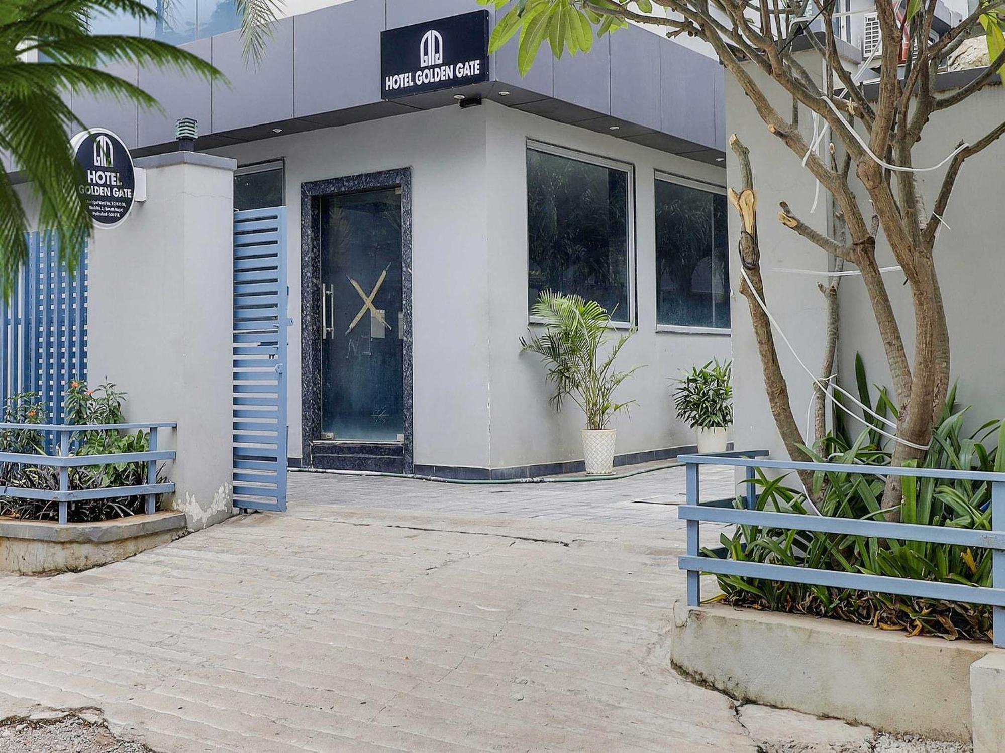 Collection O Golden Gate Hotel Hyderabad Ngoại thất bức ảnh